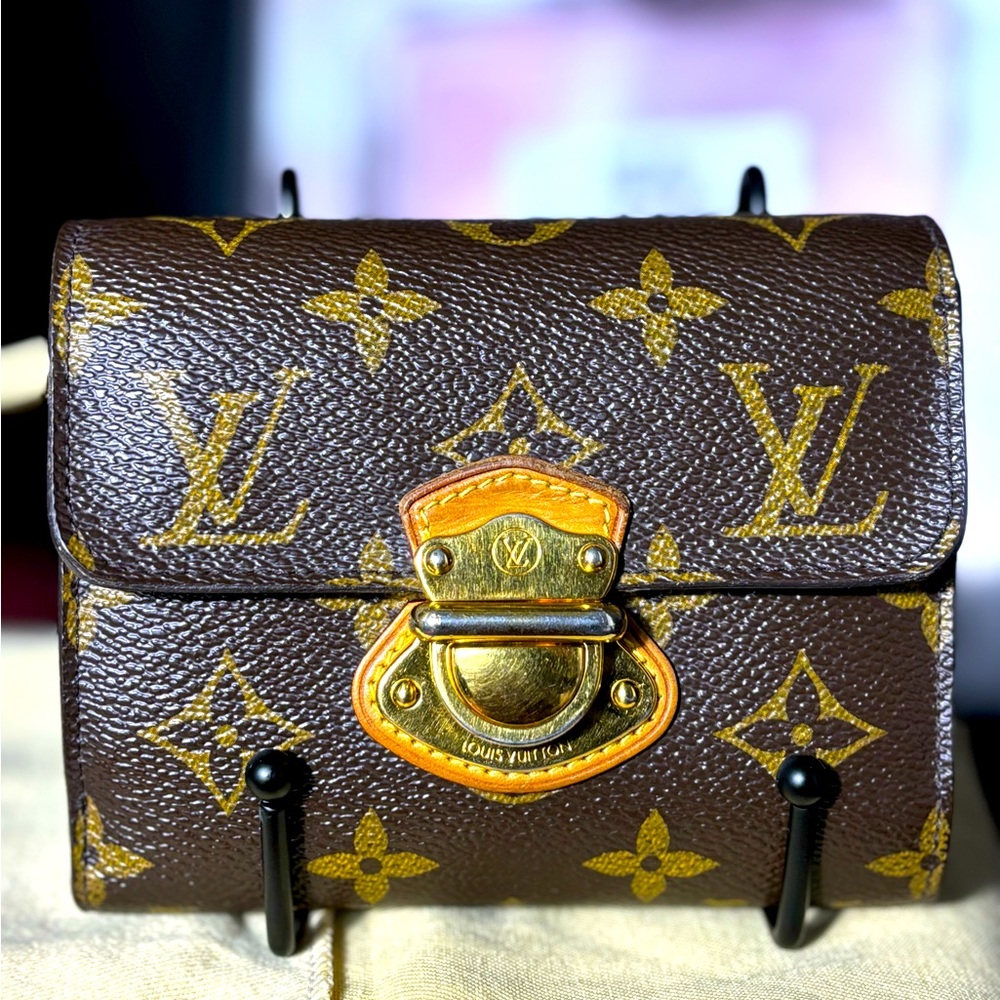 Louis Vuitton Monogram Canvas Joey Wallet